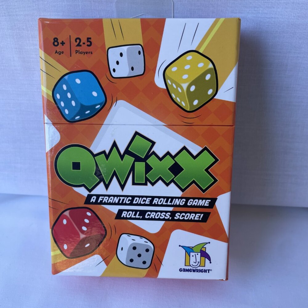 Qwixx Dice Rolling Game – Roll Cross Score – Gamewright